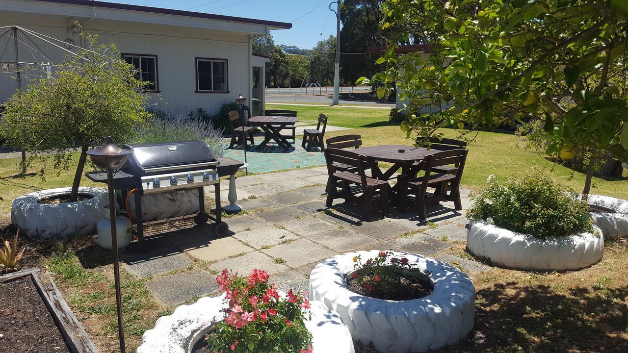 Tingle All Over Budget Accommodation Walpole Exterior photo